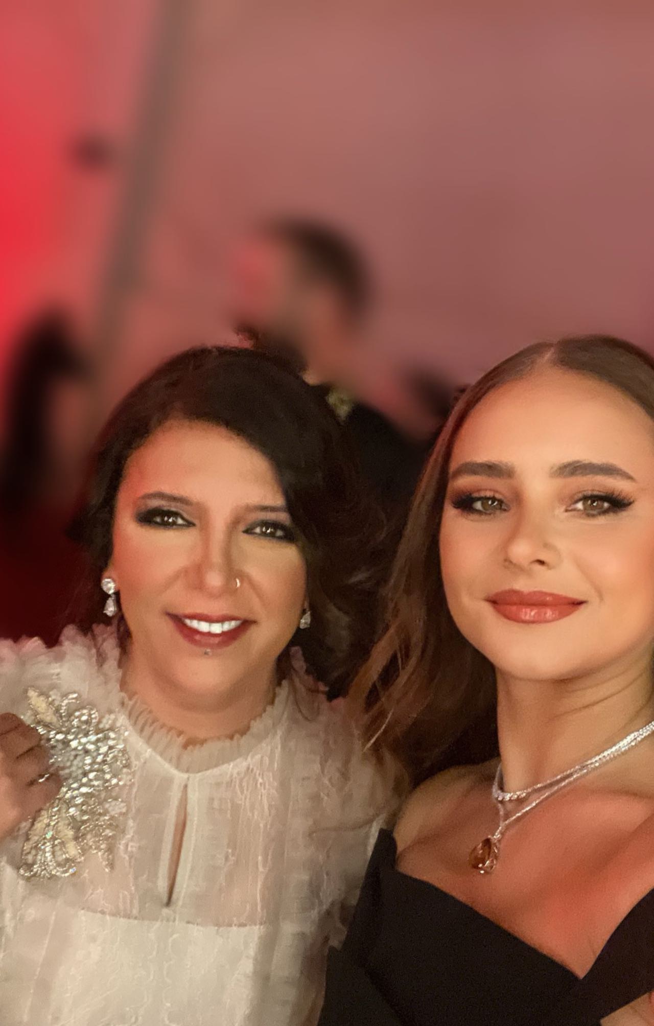 نيللي كريم والمخرجة كوثر بن هنية