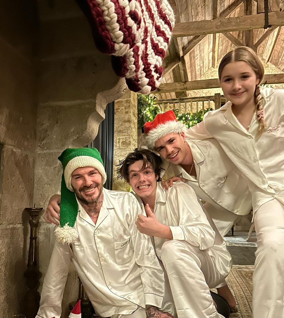 ديفيد بيكهام يحتفل برأس السنة مع أسرته