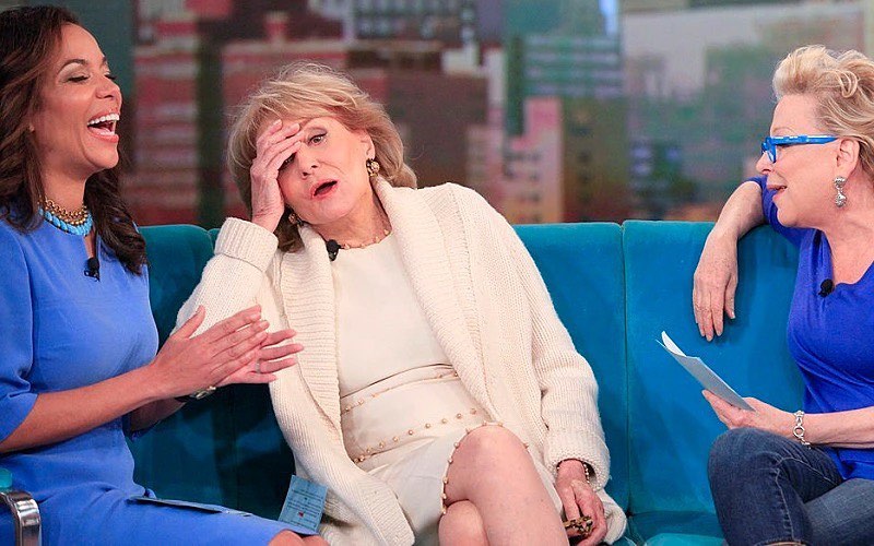 باربرا والترز في برنامج "The View"
