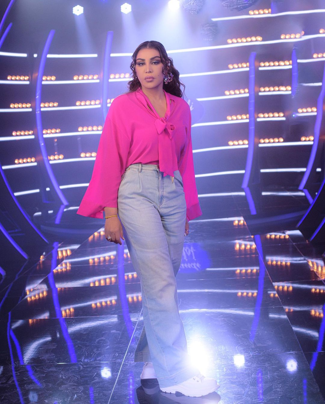 الفنانة أحلام الشامسي