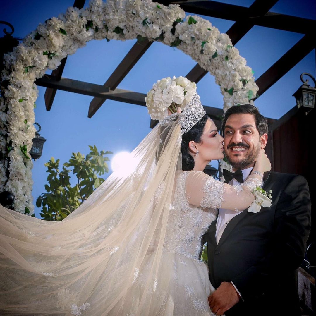 ديانا كرزون ومعاذ العمري