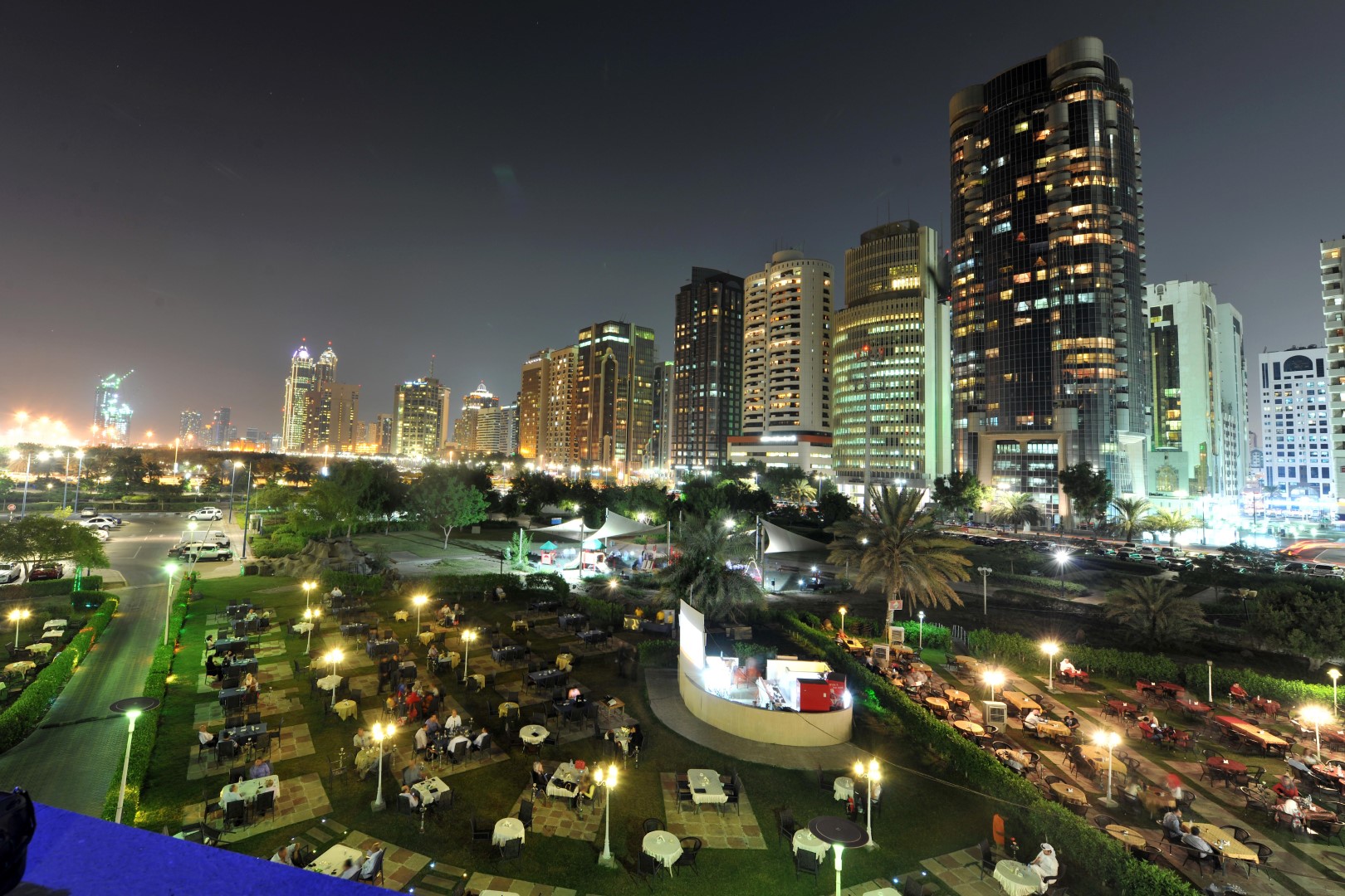  سحر أبوظبي في عيد الاتحاد الـ52