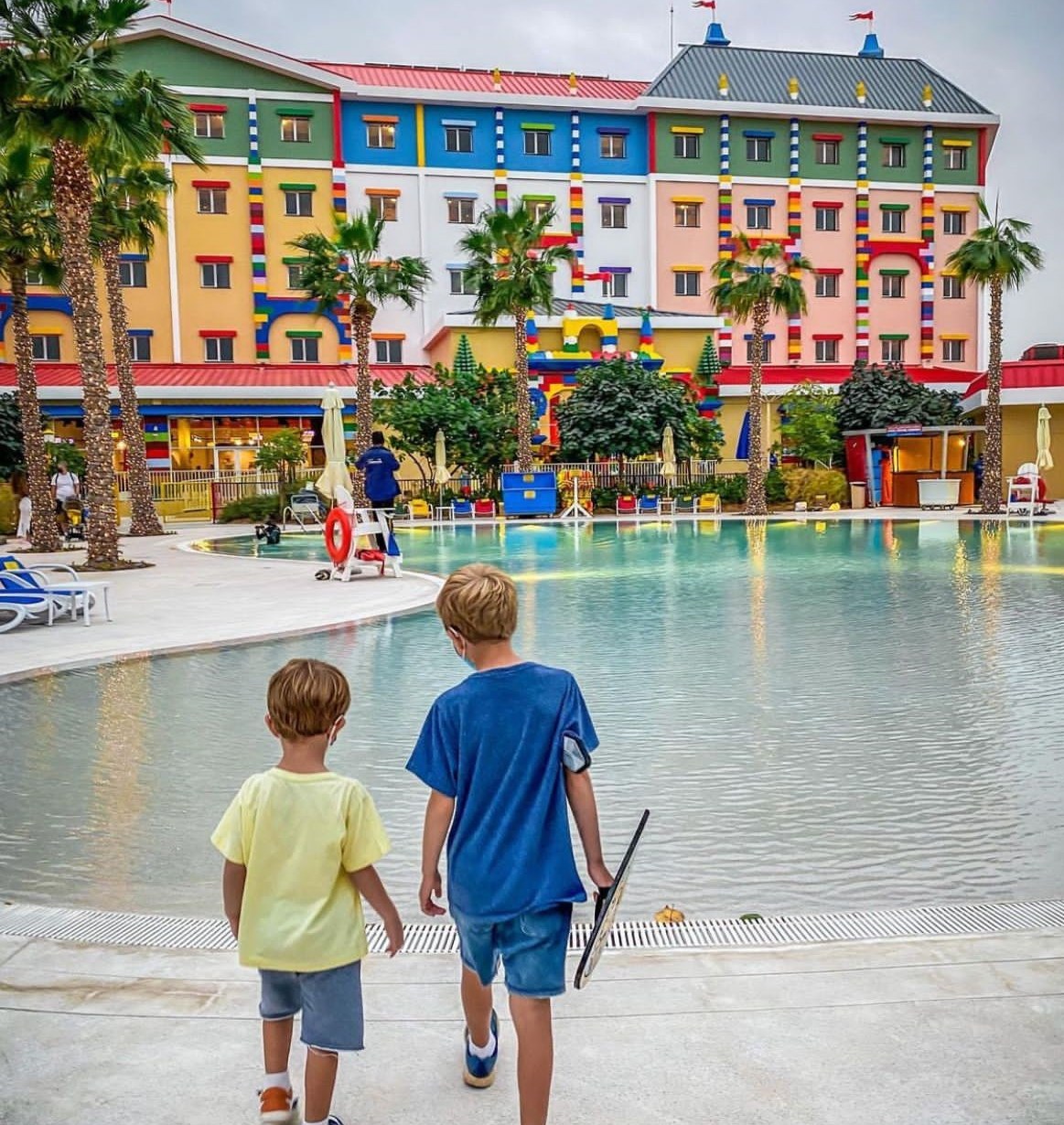 المتعة والترفيه في حديقة ليجولاند المائية  