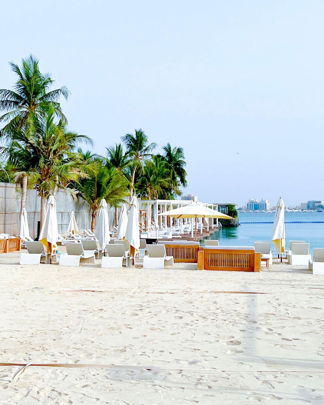  متعة الاستجمام في مانجروف بيتش. 