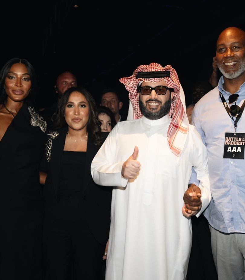 جمانا الراشد وناعومي كامبل مع رئيس موسم الرياض تركي آل الشيخ