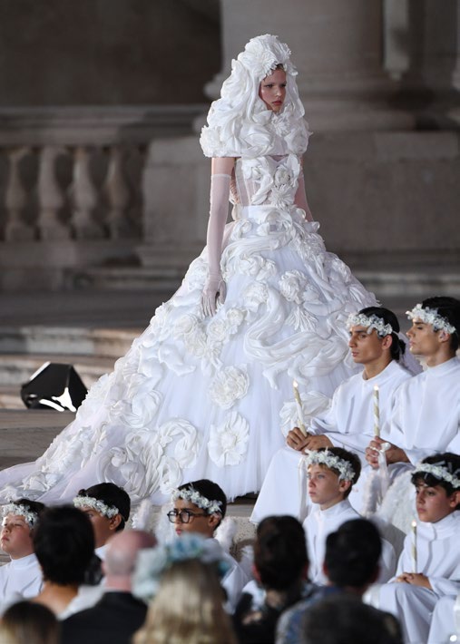 Dolce&Gabbana Alta Moda في ذكراها العاشرة قصيدة حب إلى صقلية