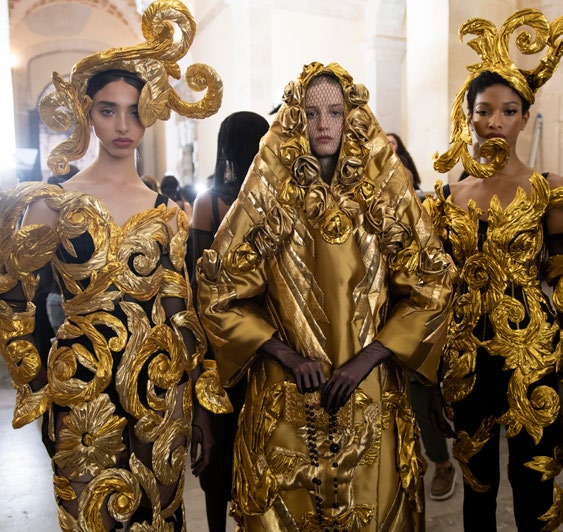 Dolce&Gabbana Alta Moda في ذكراها العاشرة قصيدة حب إلى صقلية