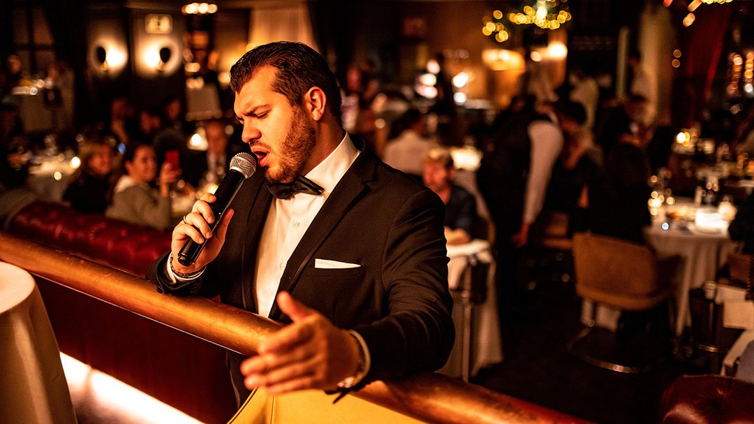  وتجربة موسيقية مميزة تستمتعون بها في مطعم تايتل. 