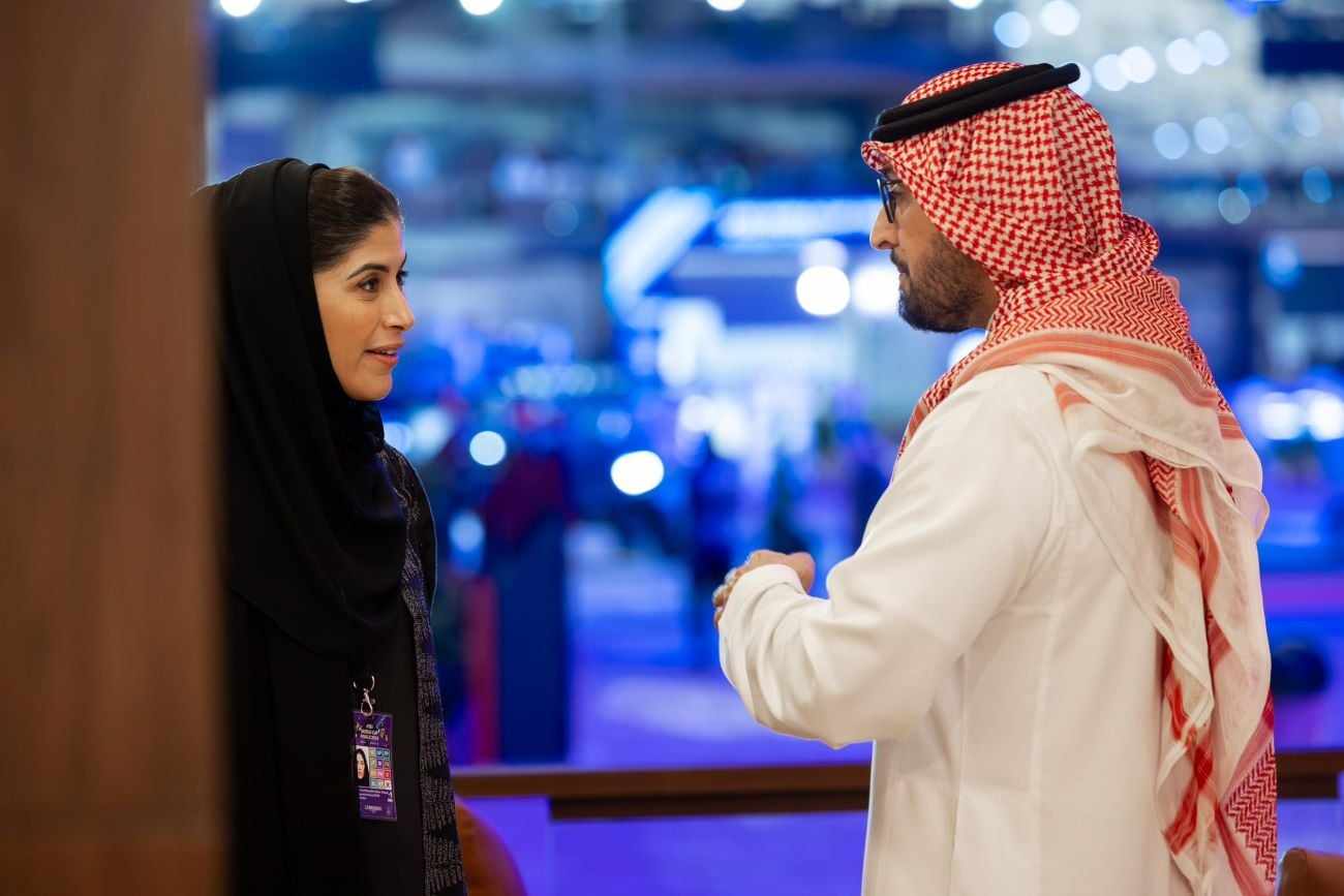 الأميرة "دليّل بنت نهار" تفتخر بنجاح البطولة في المملكة