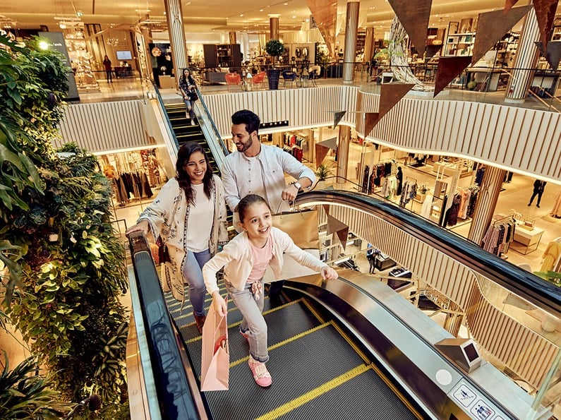  تجربة سعيدة بانتظار العائلات في مفاجآت صيف دبي 