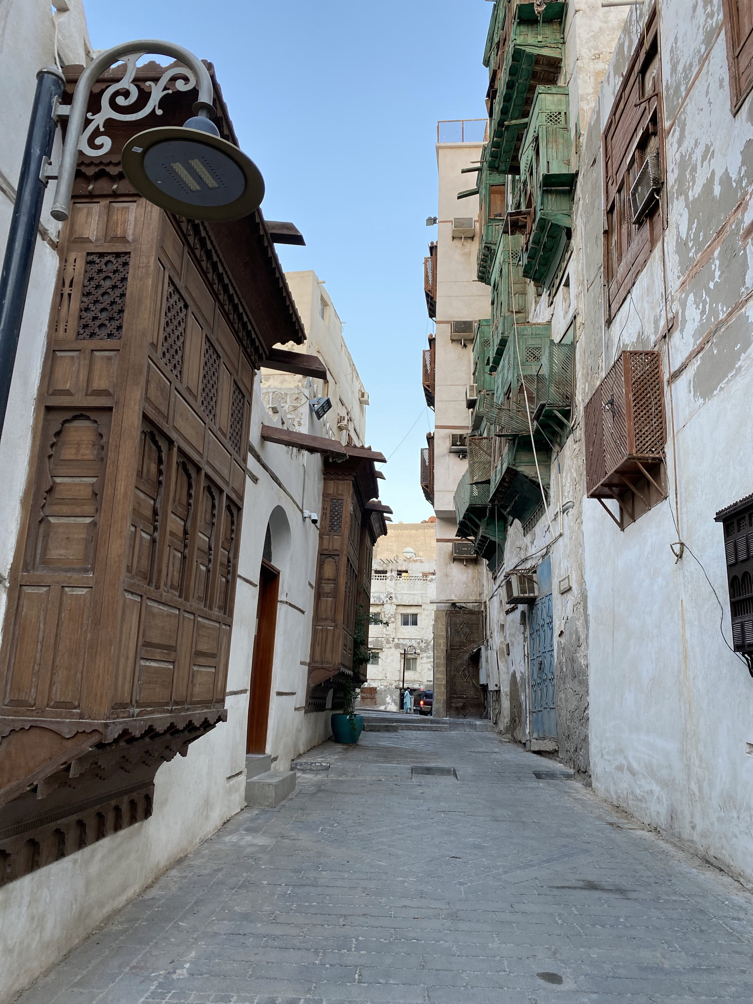 شوارع تنبض بالتراث ف جدة البلد