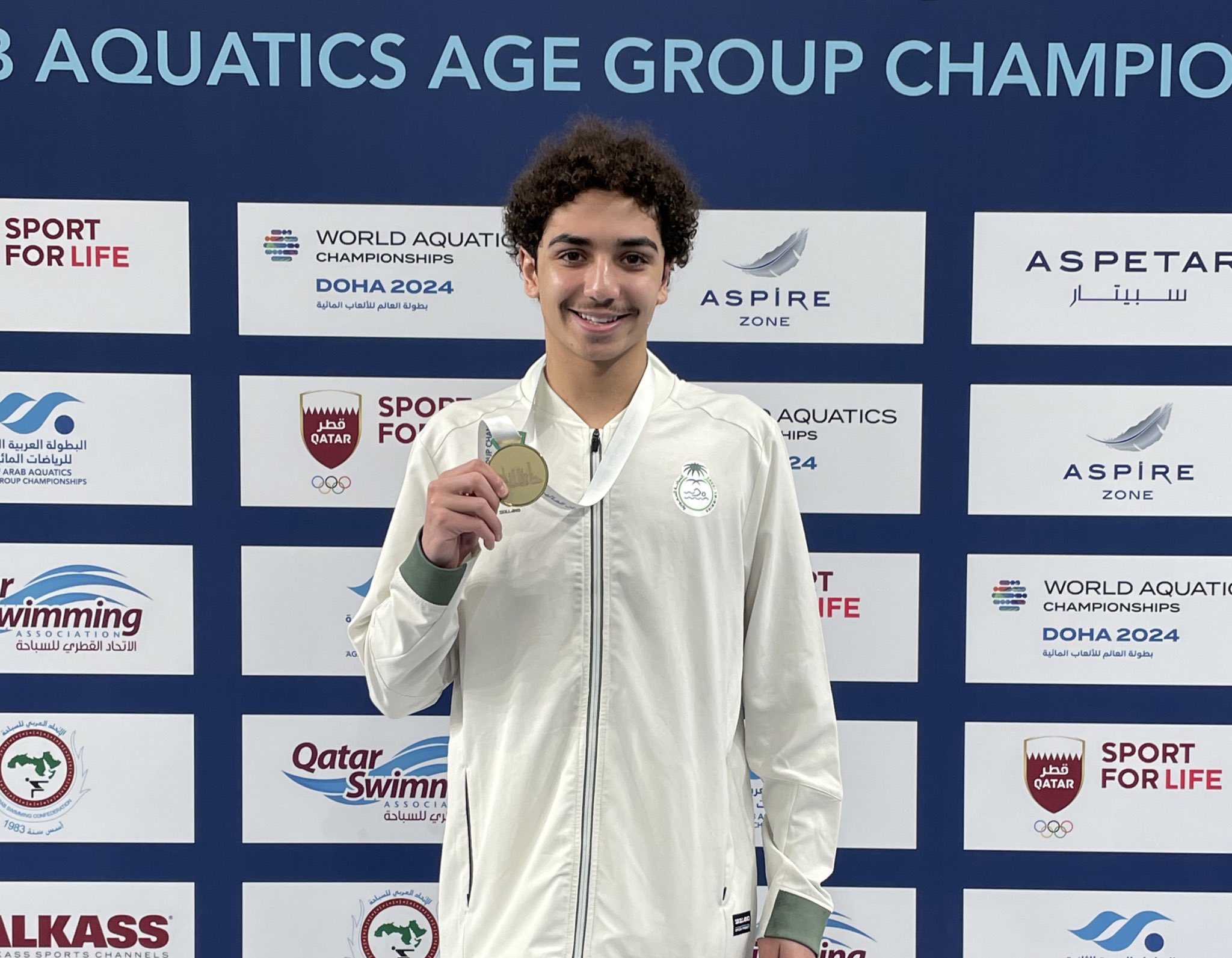  سبًاح المنتخب السعودي للسباحة زيد السراج 