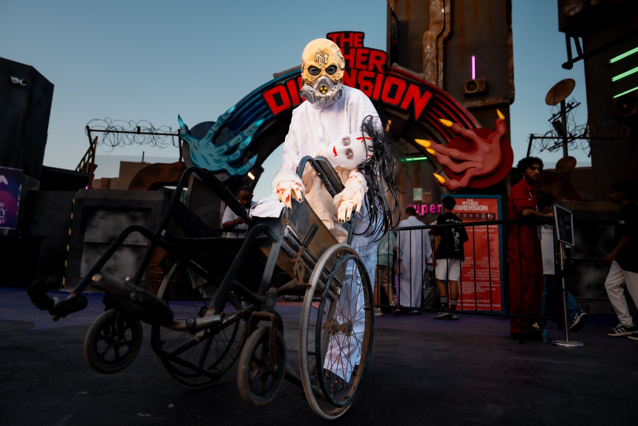  شعور الحماس في قرية الرعب 