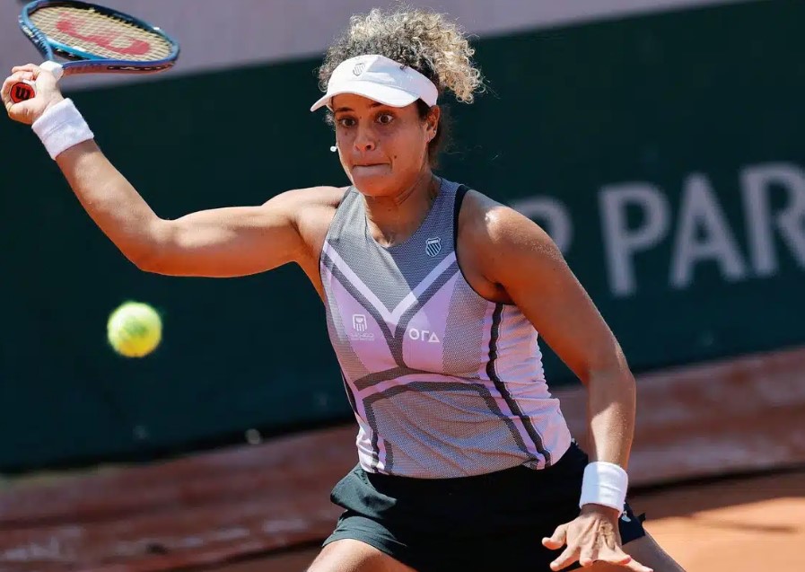  ميار شريف ومشاركات لامعة في عالم التنس 