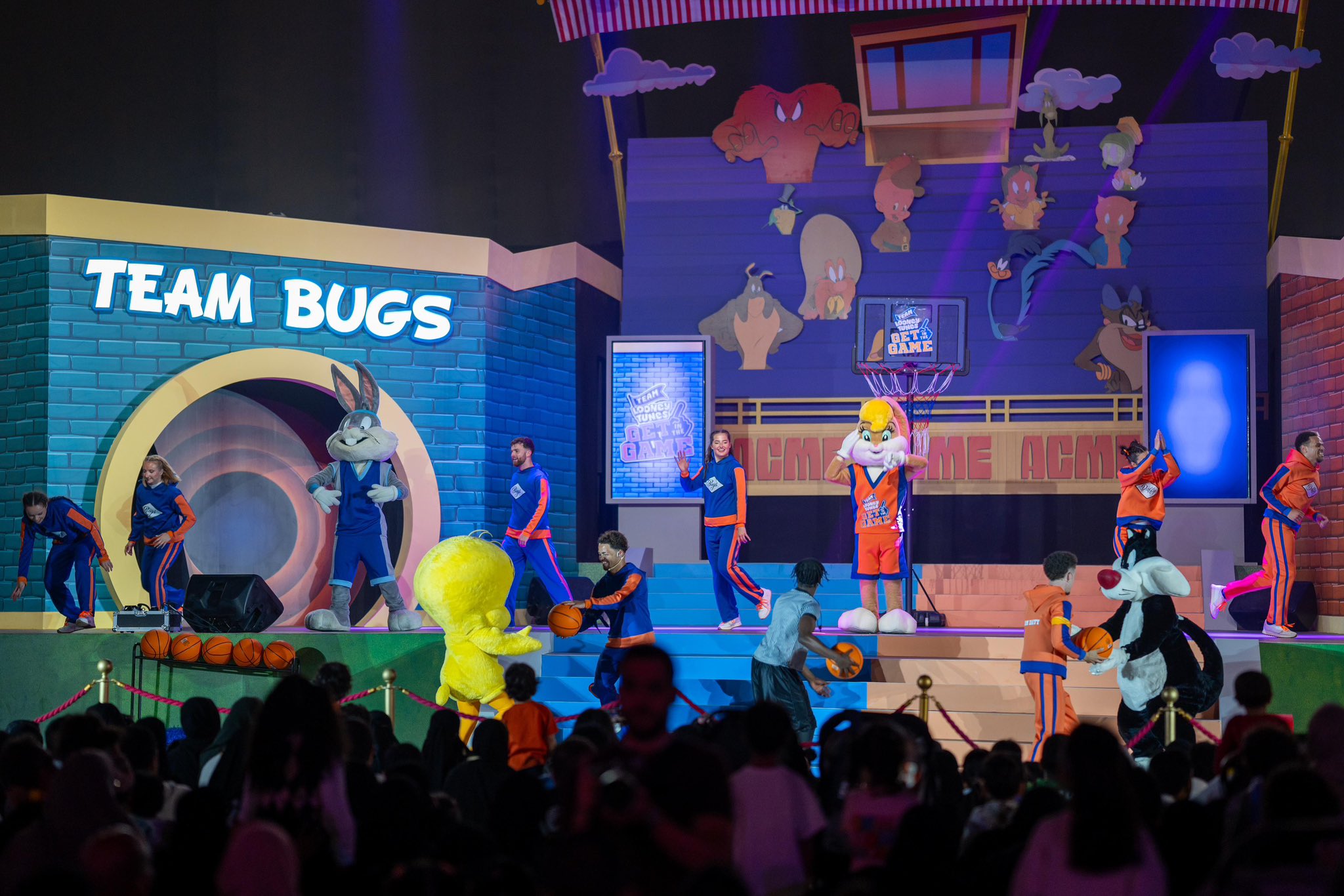  ورنر برذرز وفعاليات مشوقة للجميع 