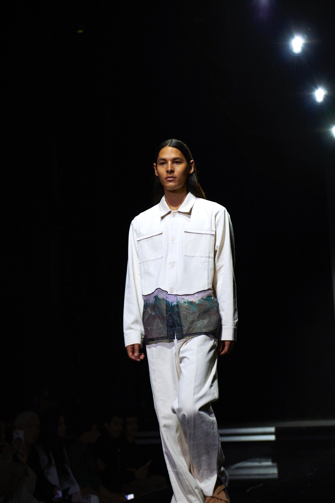 عرض أزياء 100 براند سعودي