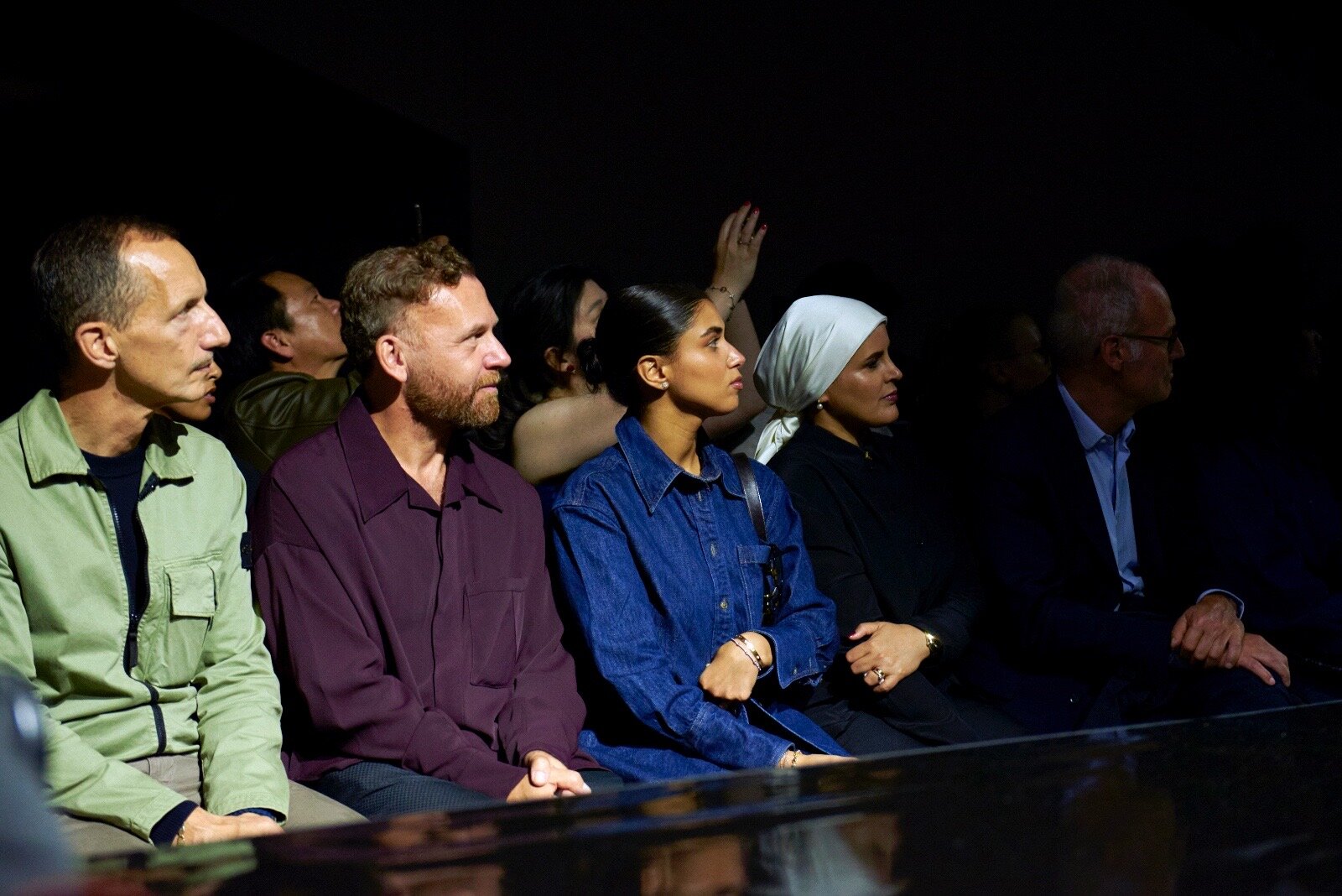 عرض أزياء 100 براند سعودي