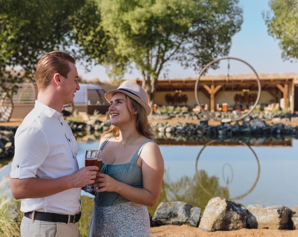  تجربة رومانسية خيالية للعشاق مع المنطاد الصحراوي 