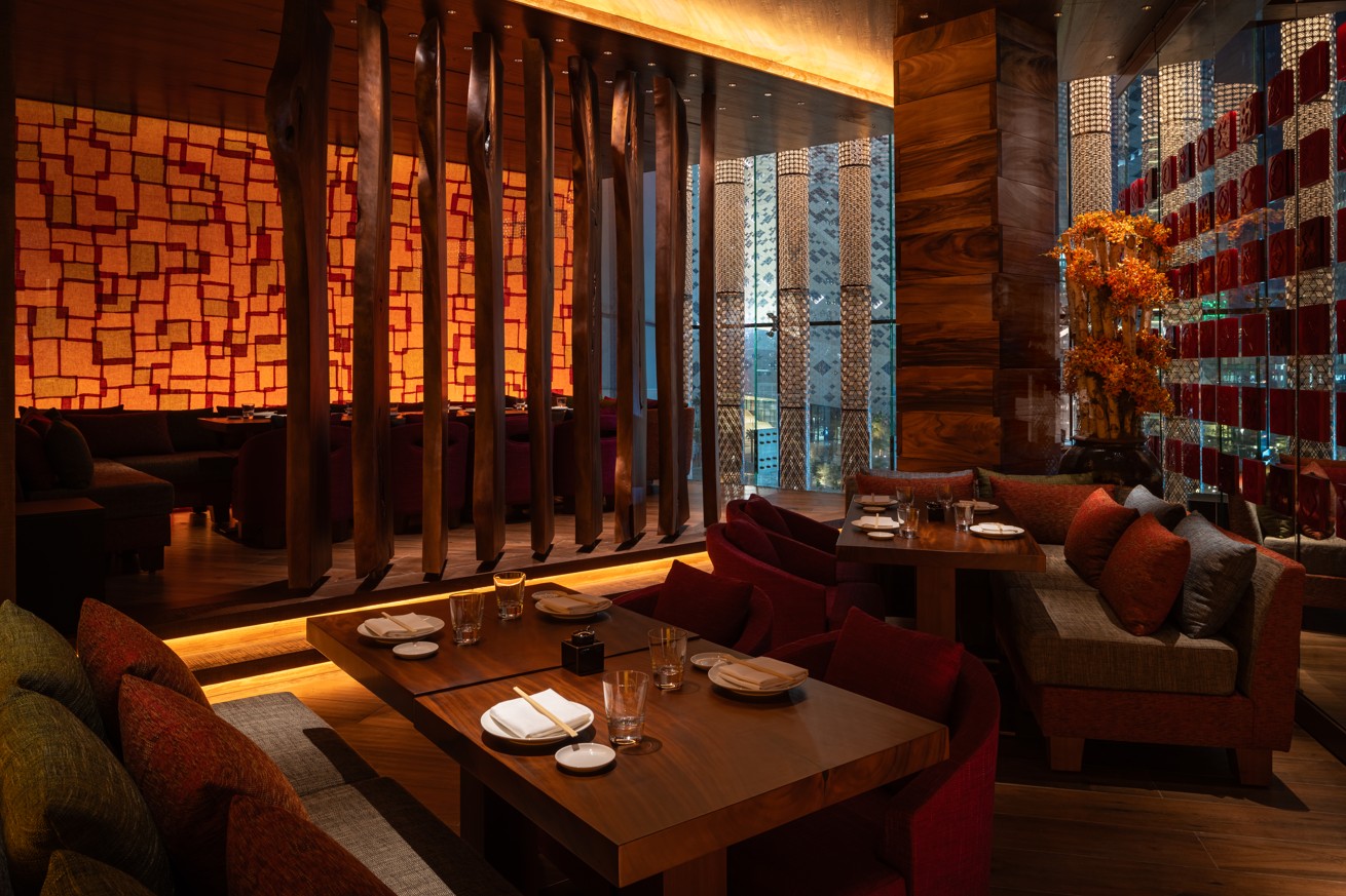  تصميم أنيق وتجربة عصرية في زوما الرياض 