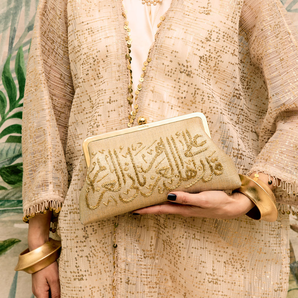 سارة باج.. علامة فريدة بمواصفات ساحرة