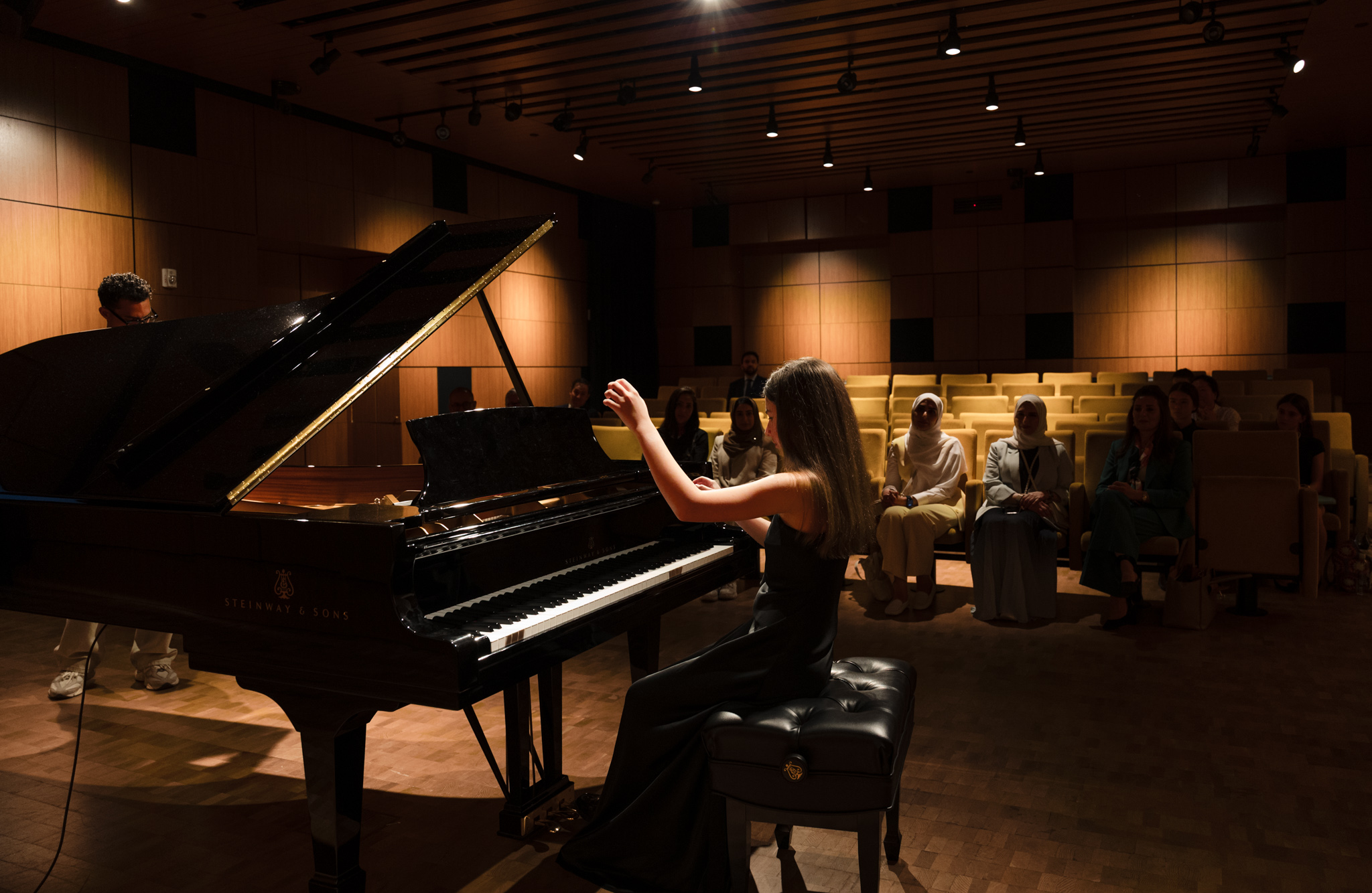  عازفة الكمان والبيانو ماريا مصراني 