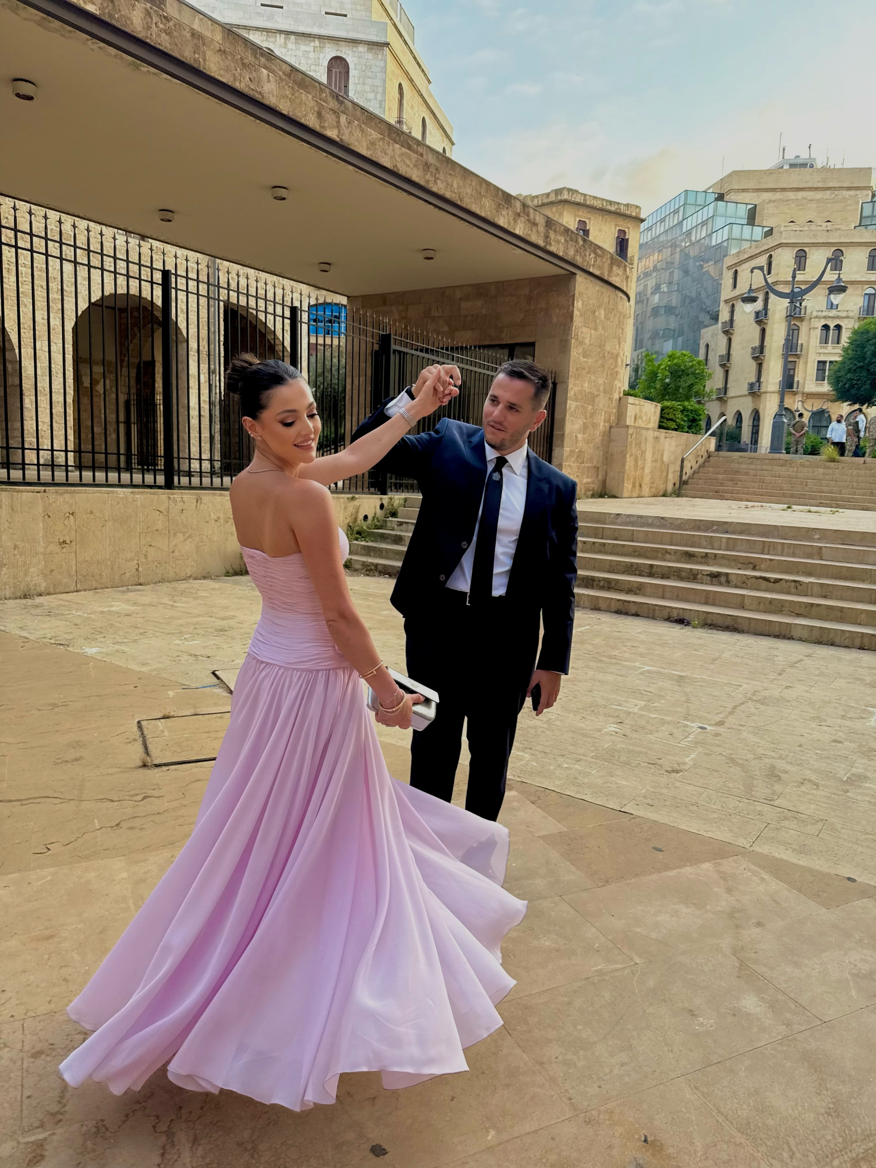 آلان سعد يرافق دانا في المناسبات
