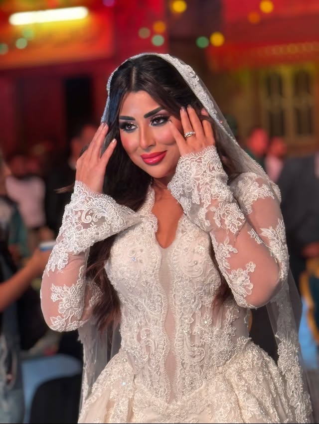 آيتن عامر بإطلالة جمالية جريئة وقوية