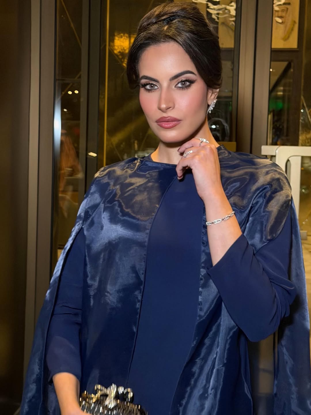 الفنانة  آيدي القصي