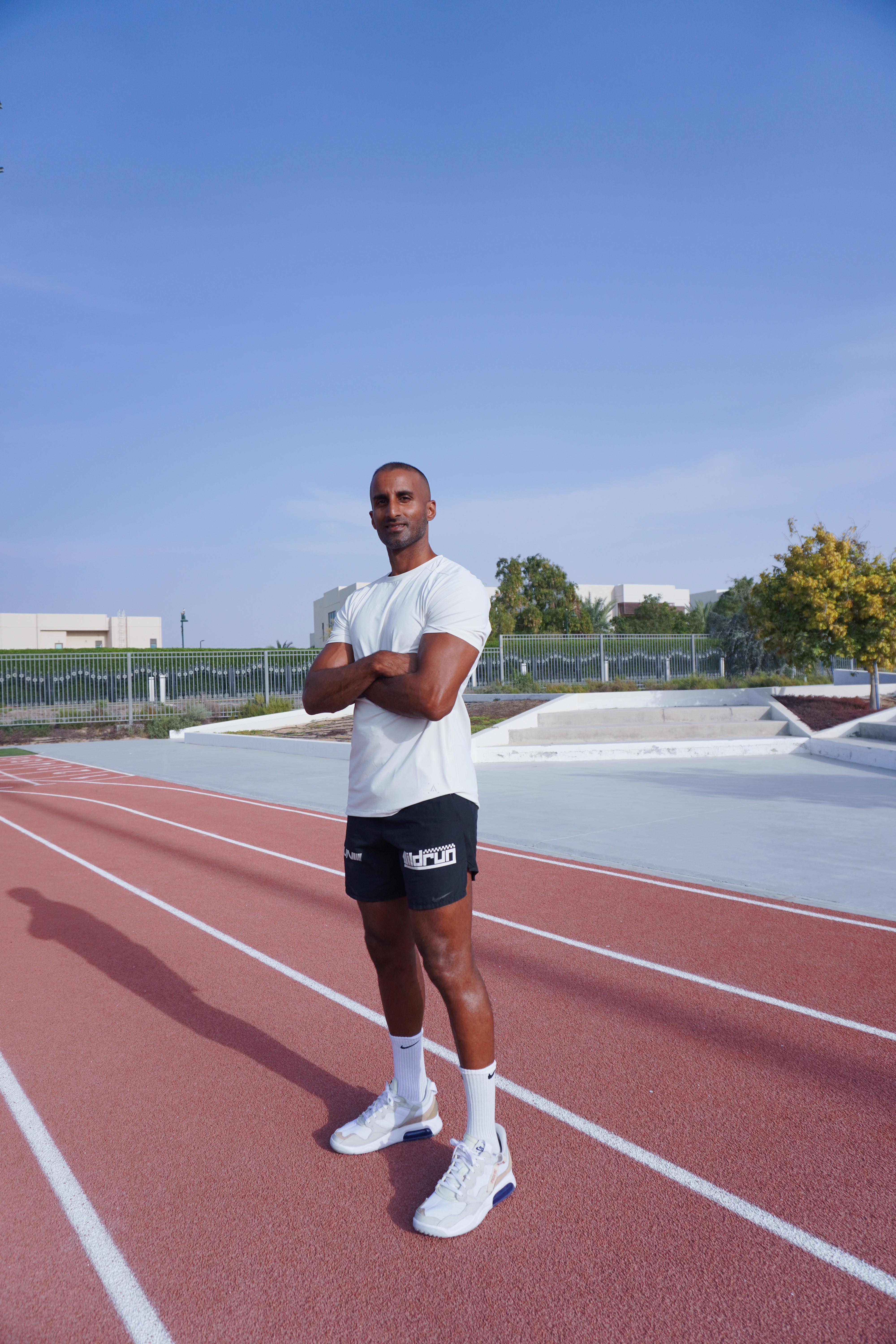 أبس شارما، أخصائي تغذية وتحويل الجسم، وسفير Organic Foods & Café