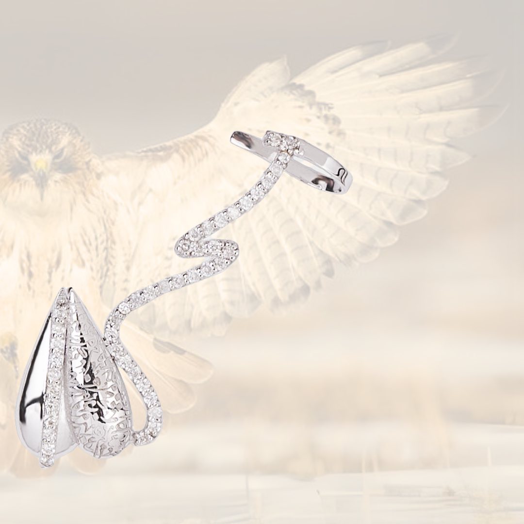 أجنحة الصقر من Saneem Jewelry مجوهرات سَنِيم