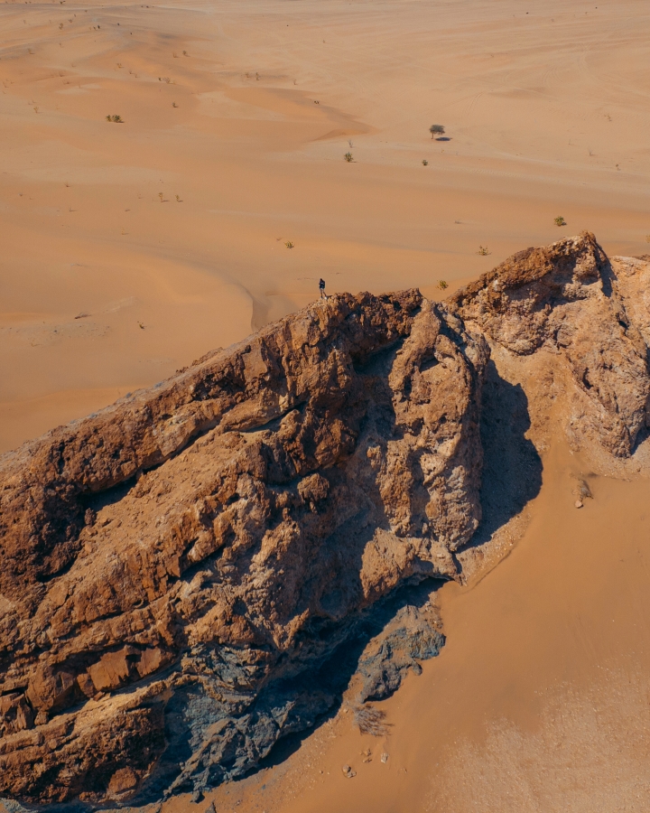أجواء ساحرة لعشاق المغامرات الجبلية في وجهات البحر الأحمر