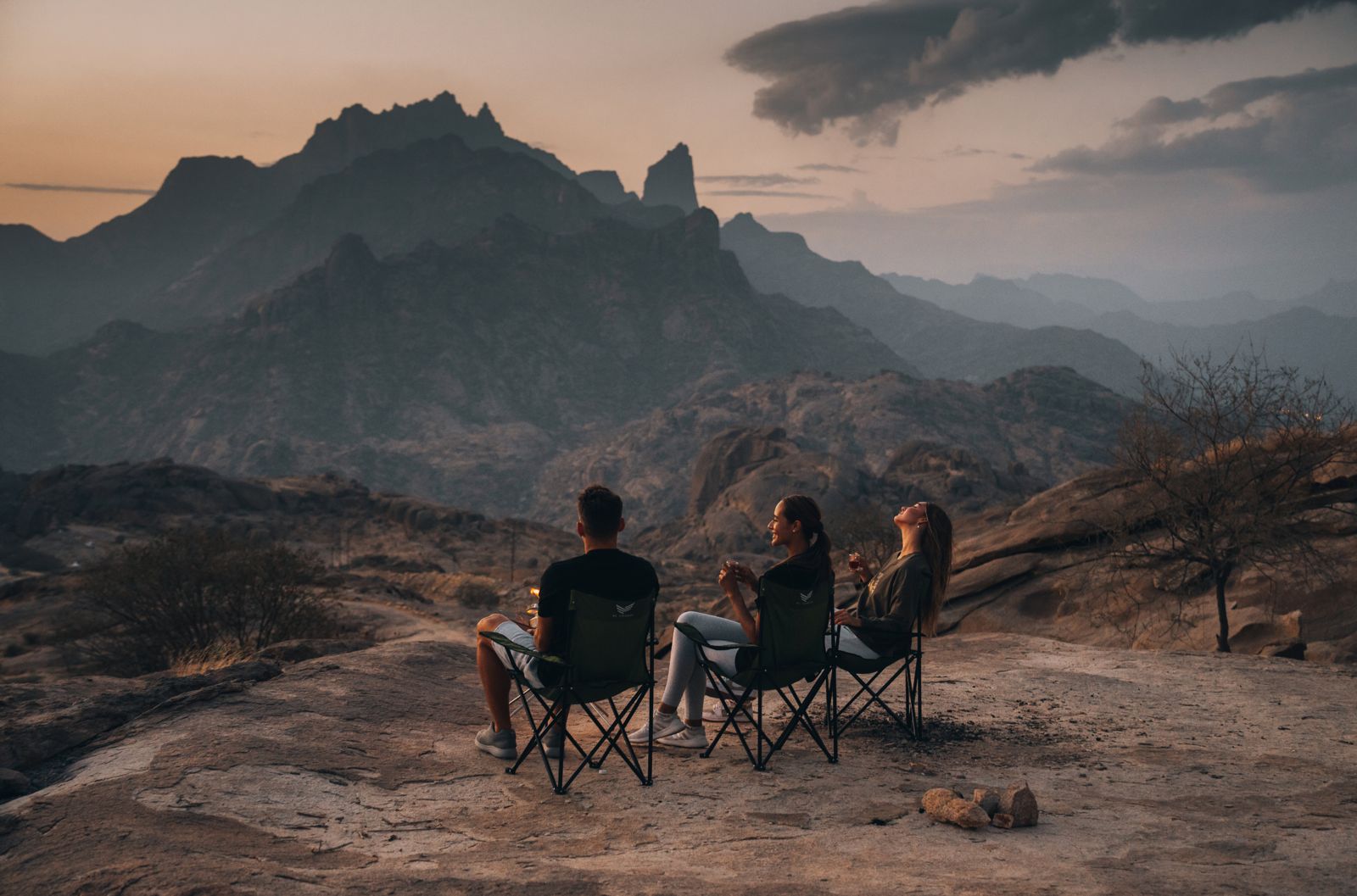 وجبة استثنائية بانتظاركم بين القمم في الباحة