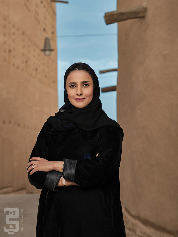 أحلام آل ثنيان مدير عام موسم الدرعية بجلسة تصوير خاصة بـ هي من تصوير عبدالله المشرف