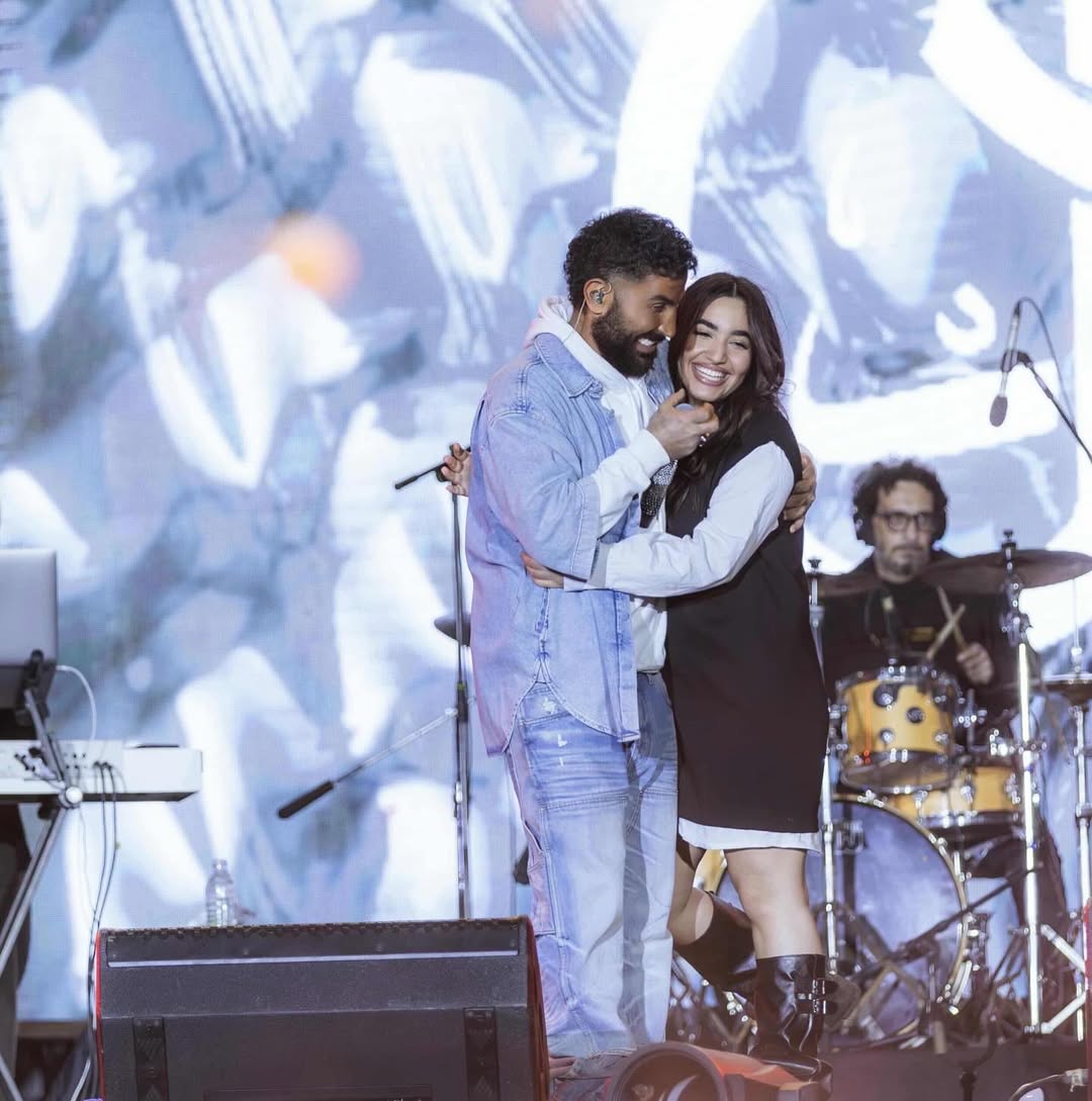 أحمد سعد مع ابنته جودي على المسرح