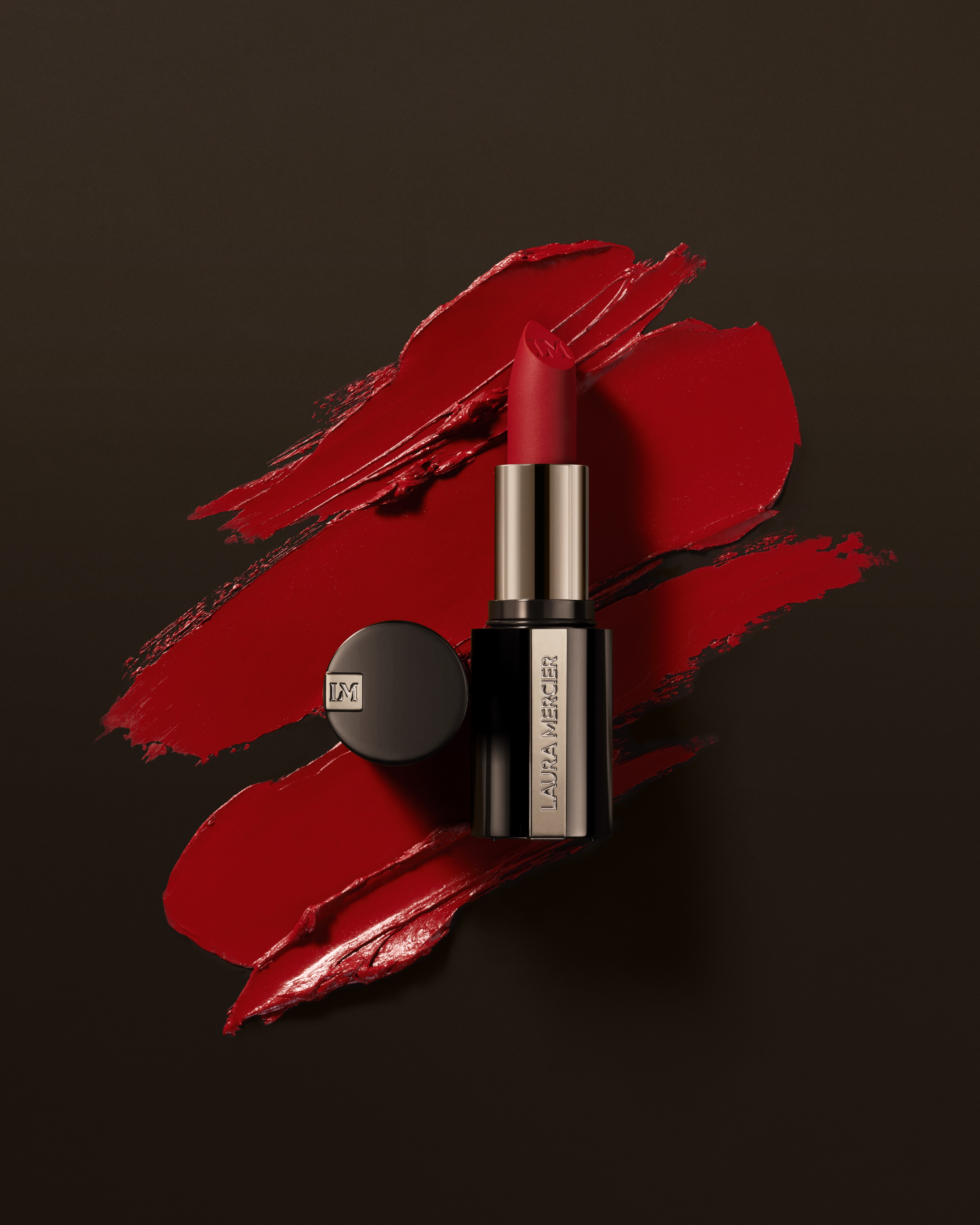 أحمر الشفاه Caviar Smoothing Matte من علامة  لورا ميرسييه