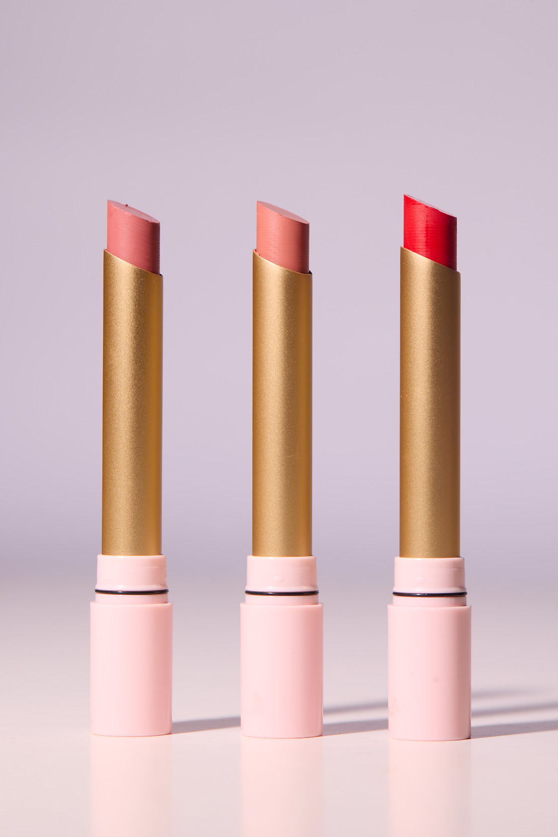 أحمر الشفاه Velvet Kiss Blurring Matte