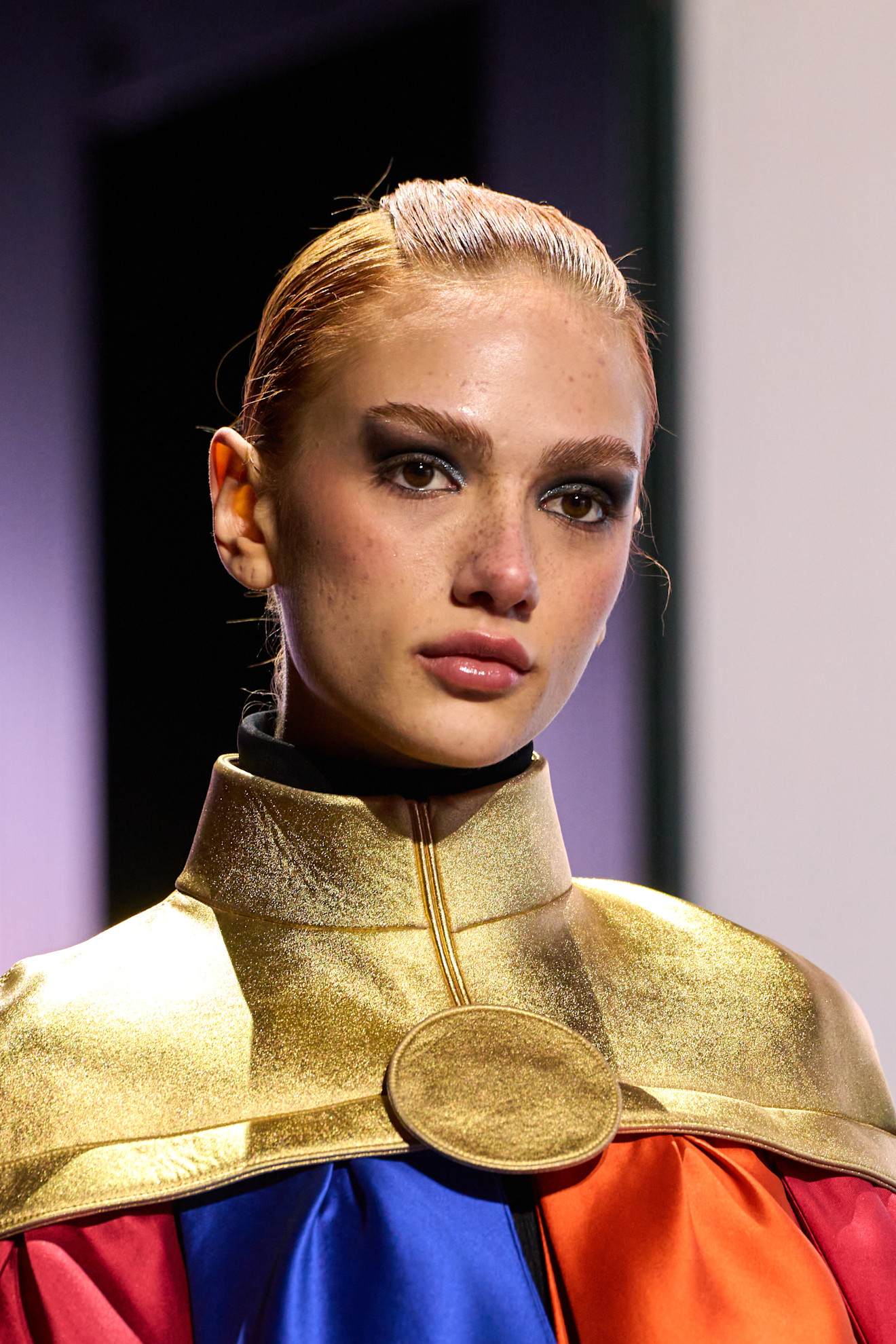 أخطاء يجب تجنبها لمنع ترهل البشرة في سن مبكر