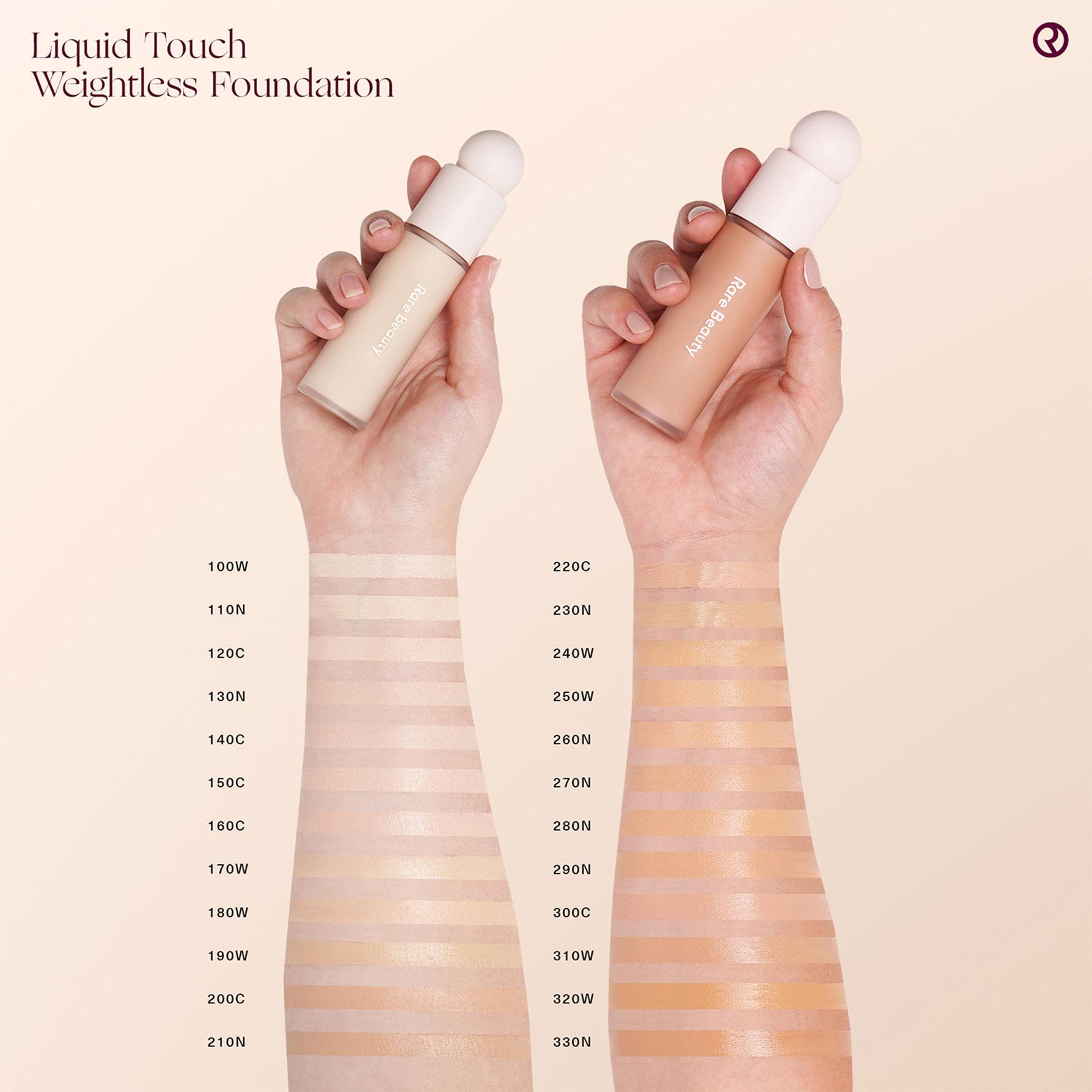 أساس خفيف بلمسة طبيعية مع كريم الأساس Liquid Touch Weightless Foundation من Rare Beauty