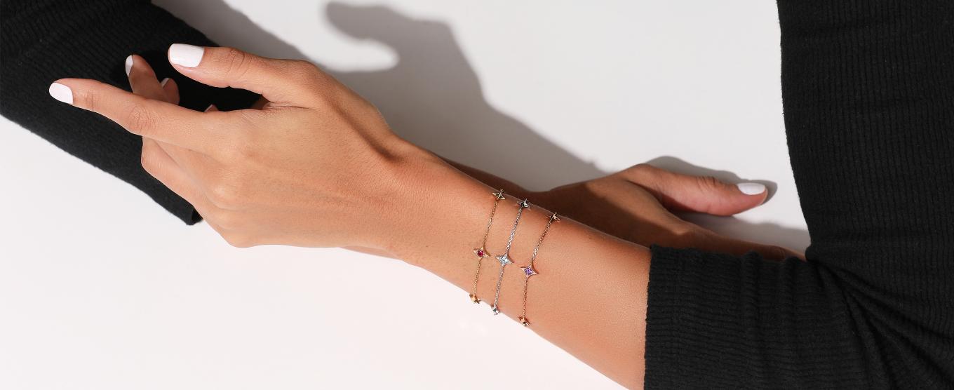 أساور من تصميم Sheen Jewelry