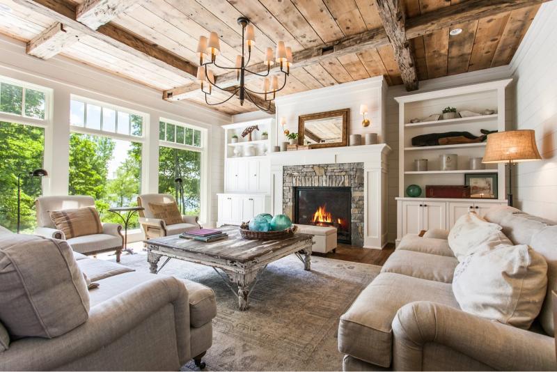 أسلوب المزرعة في غرفة المعيشة