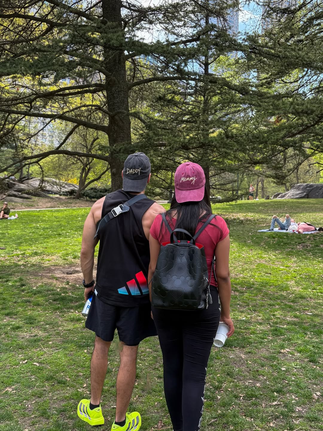 أسماء أبو اليزيد مع زوجها