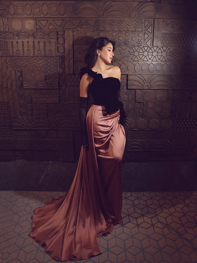 أسيل عمران بمجوهرات ماسية فاخرة من دار تيفاني أند كوTiffany and co