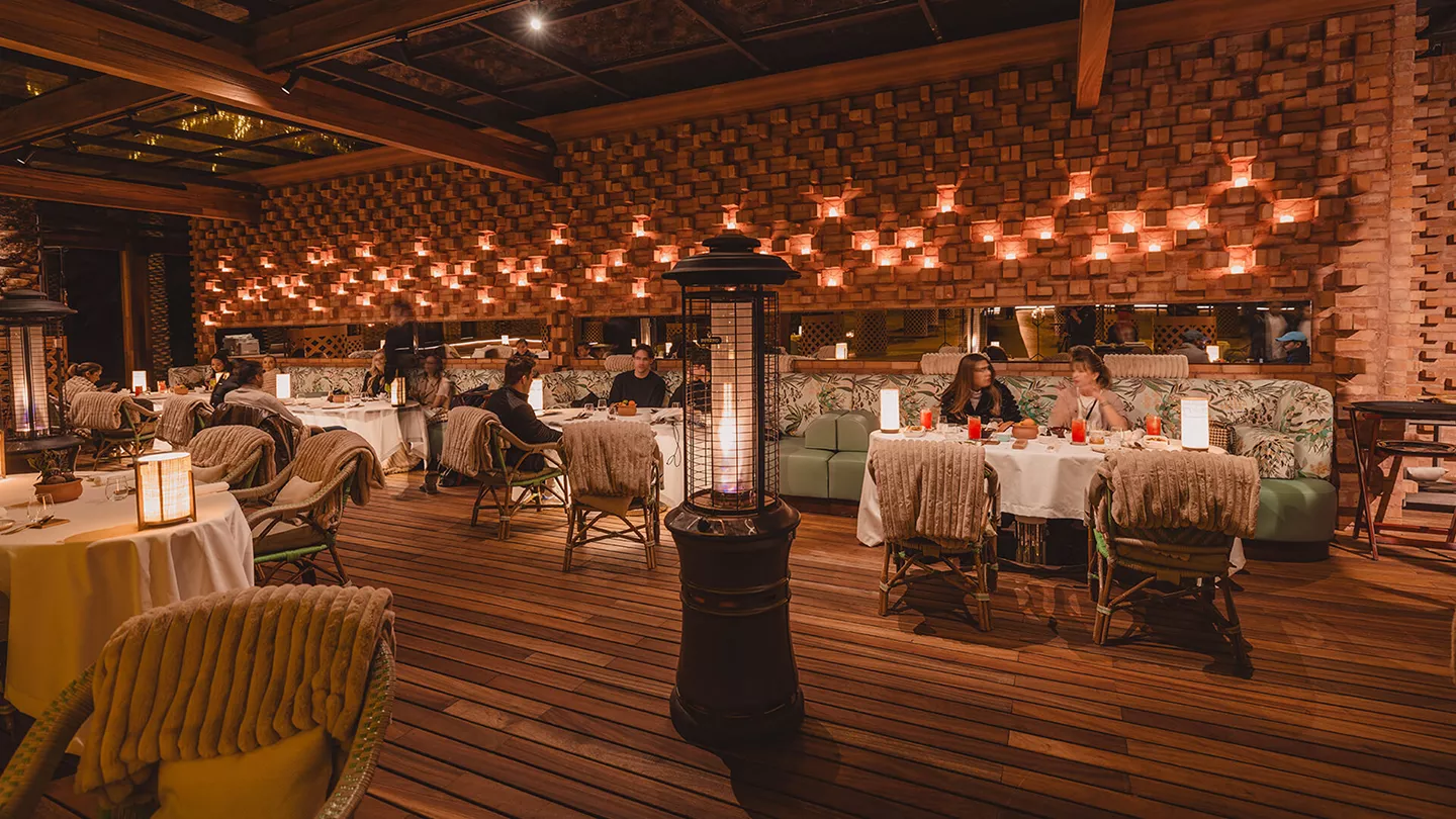 أشهى الأطباق في أجواء فريدة في دوكاس