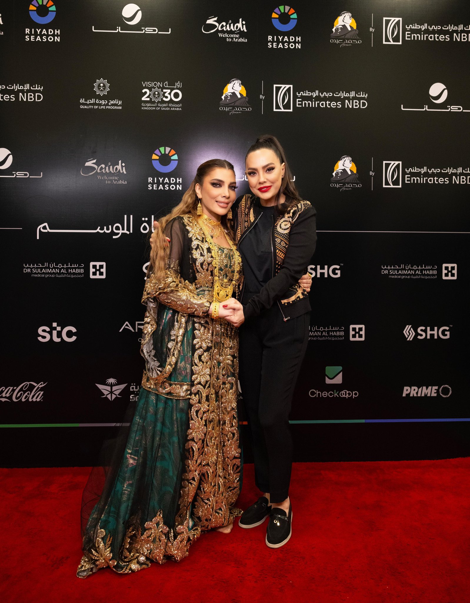 أصالة تغني بالتركية مع النجمة إيبرو غوندش