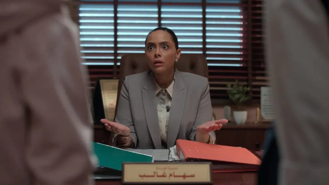 أضوى الفهد في دور مديرة المدرسة