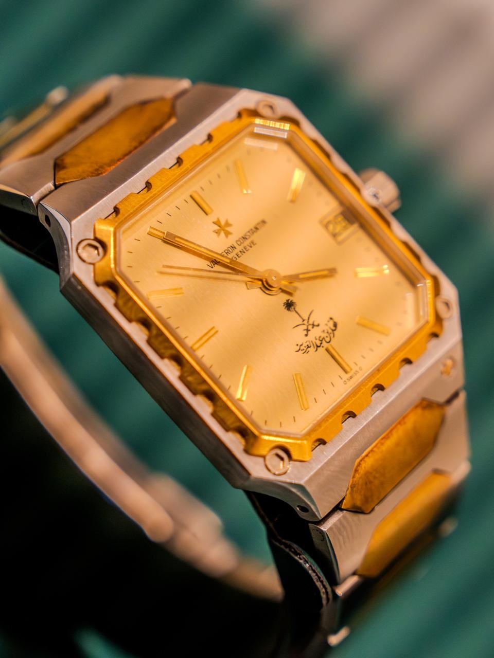 أطلق مسند اللقاء الاول لمقتني الساعات في المعرض