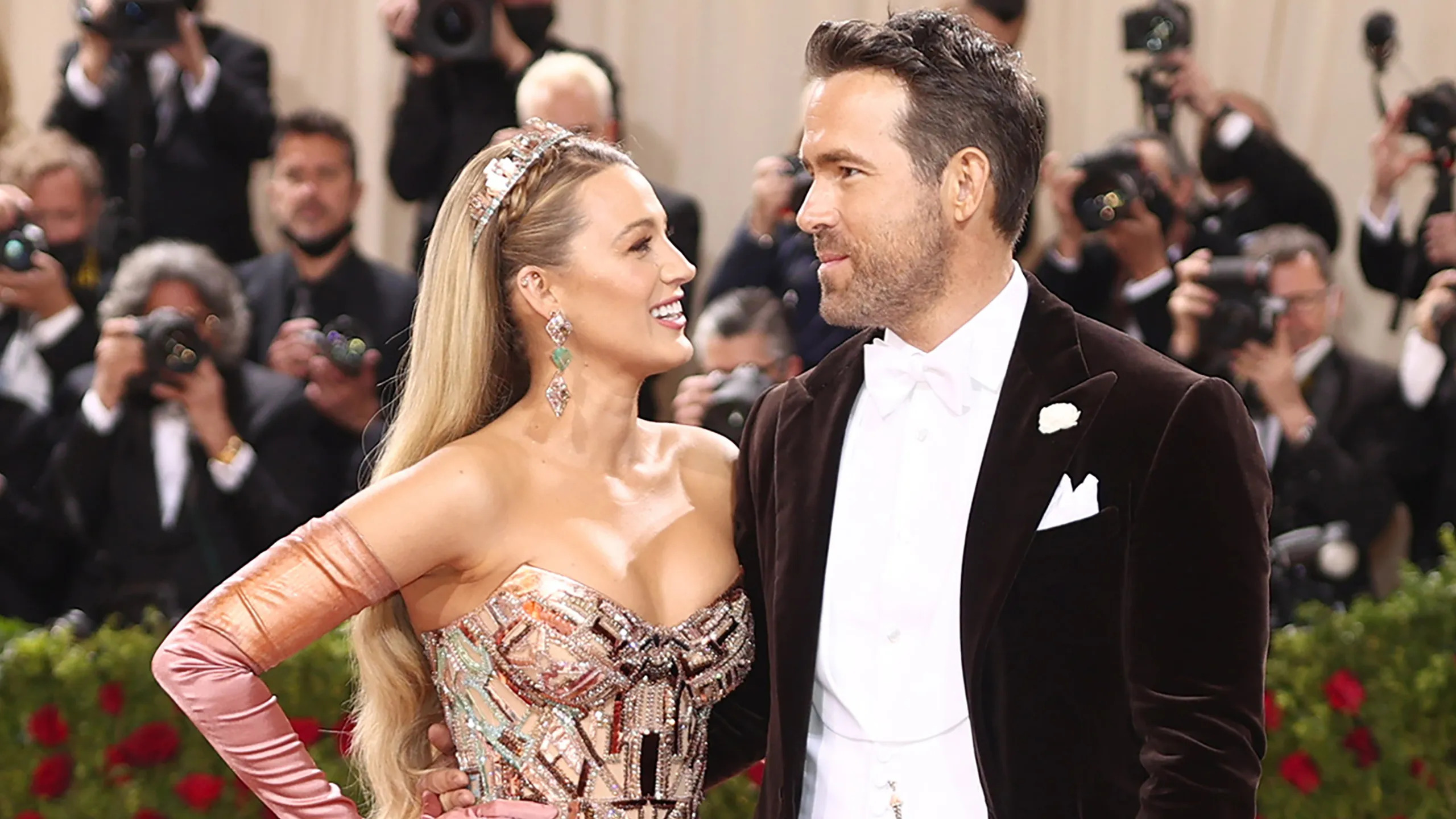 أغنية الرقصة الأولى لبليك ليفلي Blake Lively وريان رينولدز Ryan Reynolds