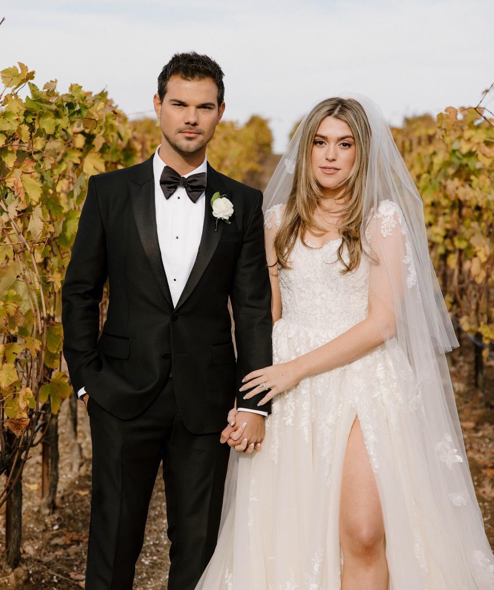 أغنية الرقصة الأولى لتايلور لوتنر Taylor Lautner وتاي دوم Tay Dome