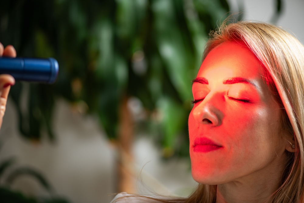 أفضل التقنيات الحديثة المنزلية للعناية بالبشرة