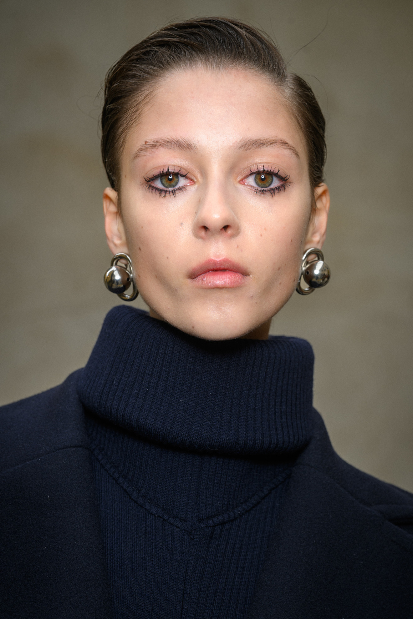 أفضل روتين ليلي للعناية ببشرتك ومكافحة التجاعيد